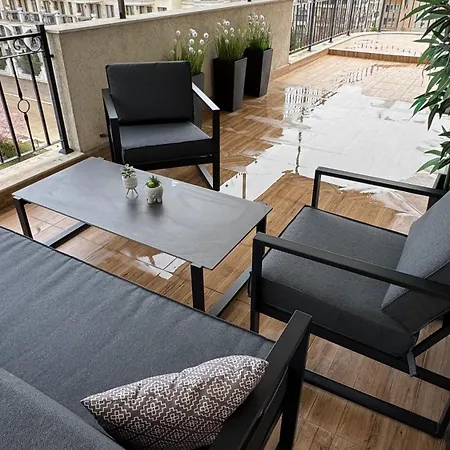 Vip With Sea View Apartman