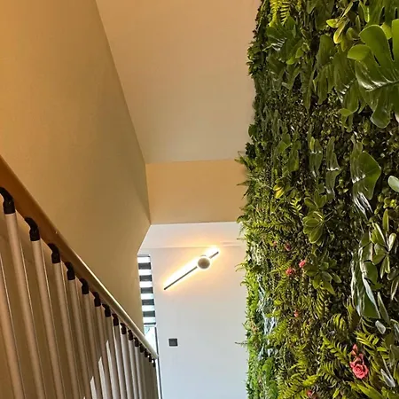 Vip With Sea View Apartman
